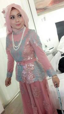 Gaun Kebaya Muslim 12