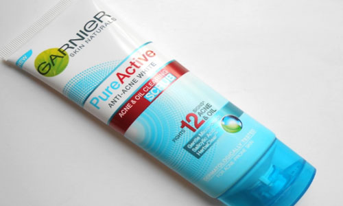 Garnier Pure Aktive Anti Acne White Multi Action Foam